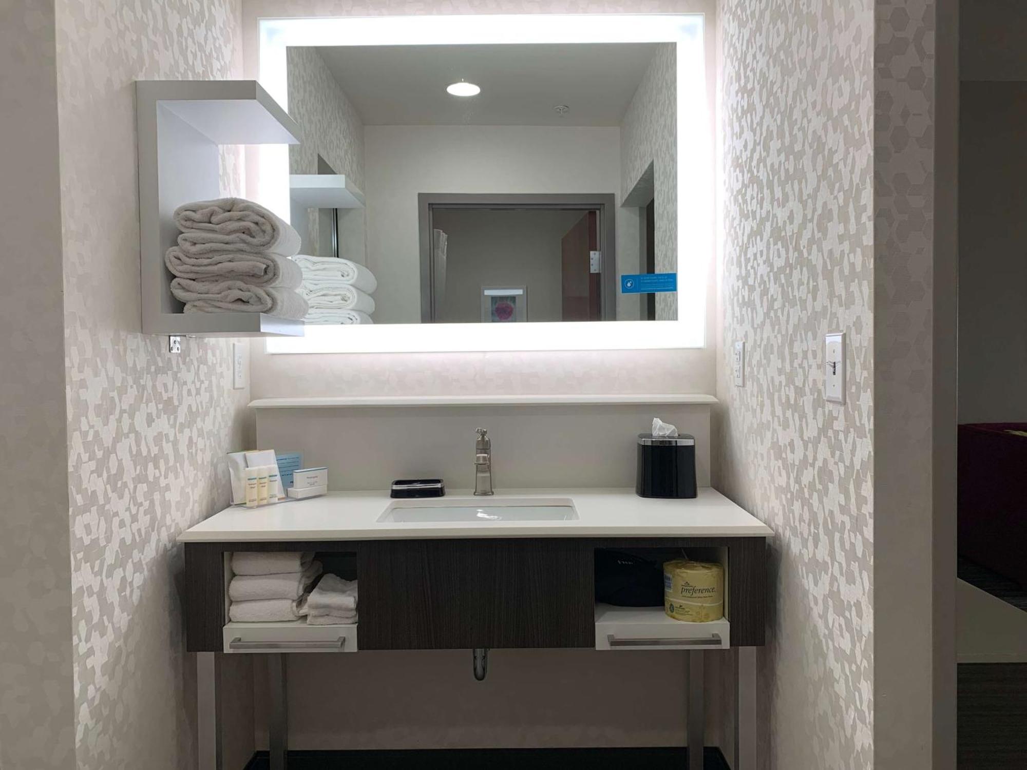 Hampton Inn Форт-Стоктон Экстерьер фото